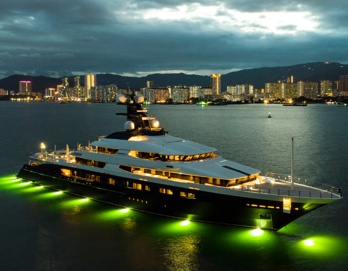Why a Celebrity DJ Defines Your Superyacht Party